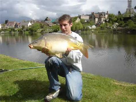 Guide de Pêche à Dampierre-en-Burly : Étangs et Rivières