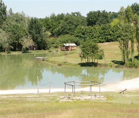 Trouver un Étang de Pêche en Dordogne (24)